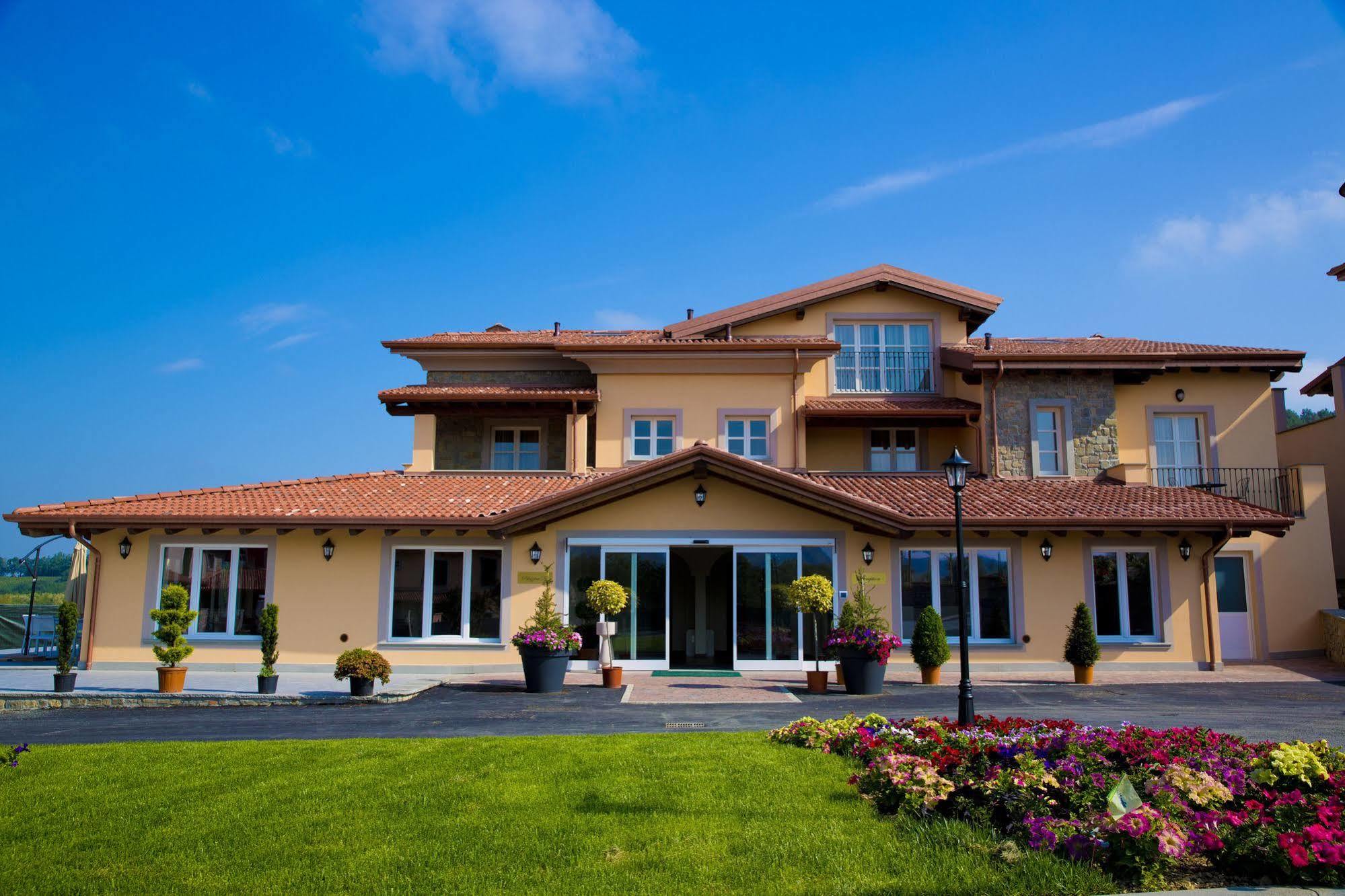 Carolina Resort 3*
